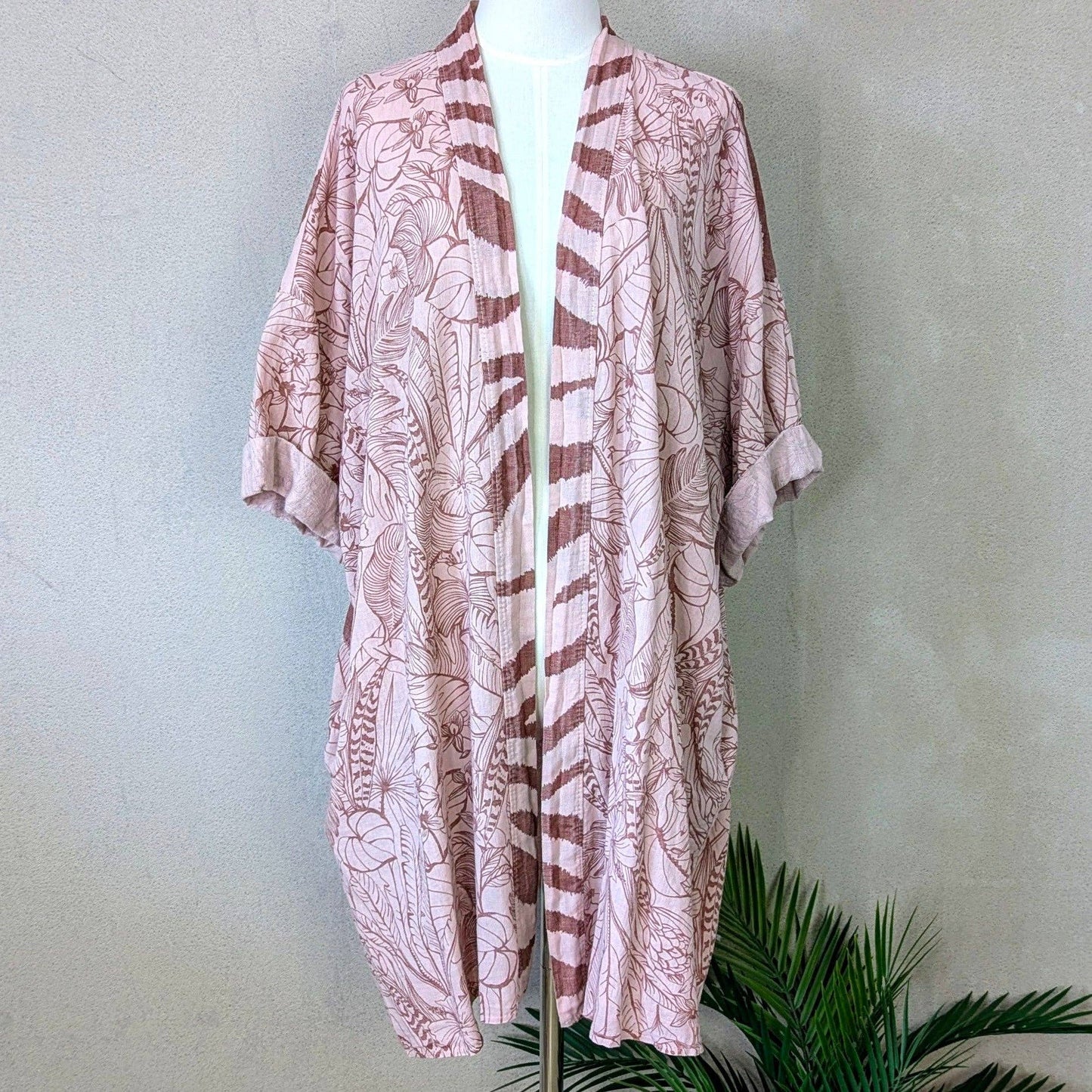 Animal fusion print linen cotton mix 3/4 length kimono with pockets (M-XXL): Pink