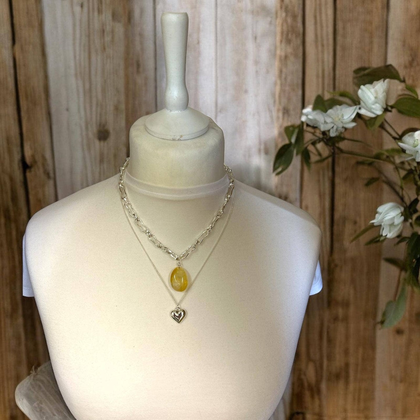 Elegant Layered Necklace in silver- with Aragonit pendant