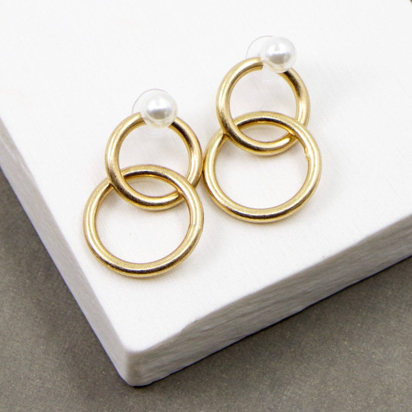 Real pearls on gold circle link drop earring