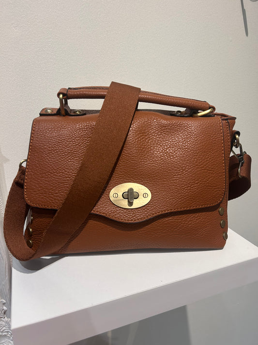 Relax Studded Buckle Bag