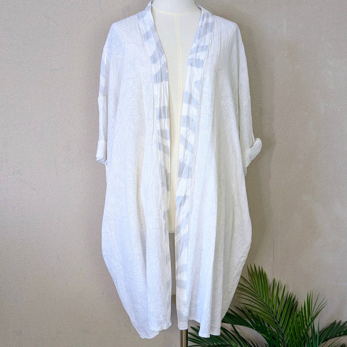 Animal fusion print linen cotton mix 3/4 length kimono with pockets (M-XXL): Pink