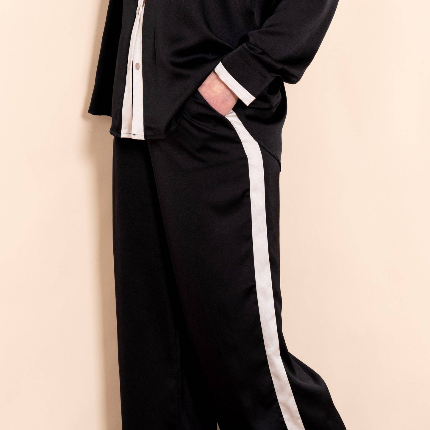 Black/Cream, Contrast Stripe