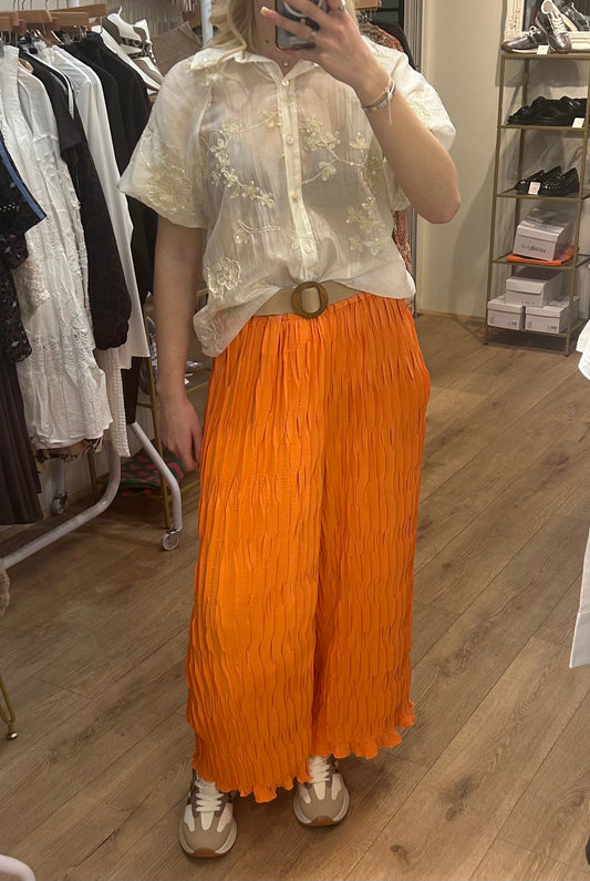 ORANGE BELTED CRINKLE TROUSER