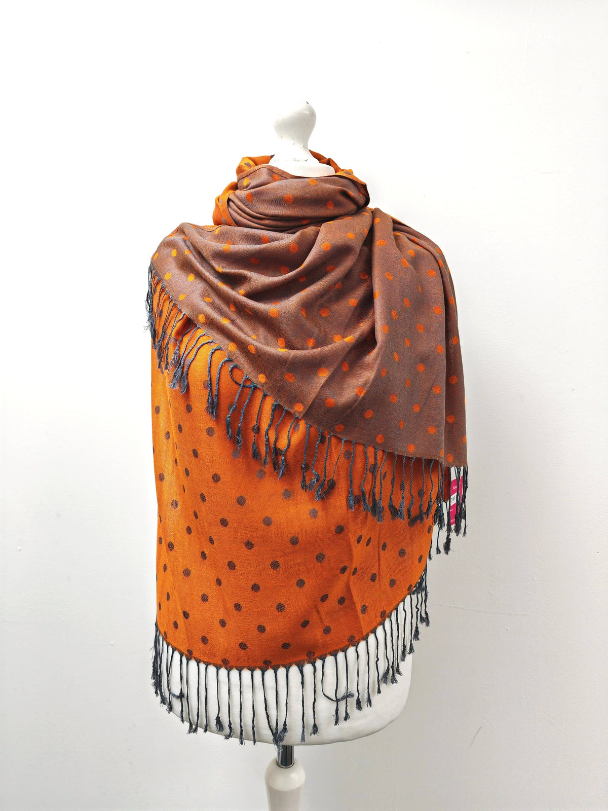 Super Soft Reversible Pashmina scarf /Shawl - C48-1 Dots: L.pink