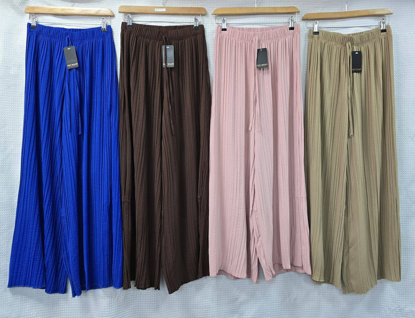 Plisse Wide Leg Elasticated Trousers: Beige