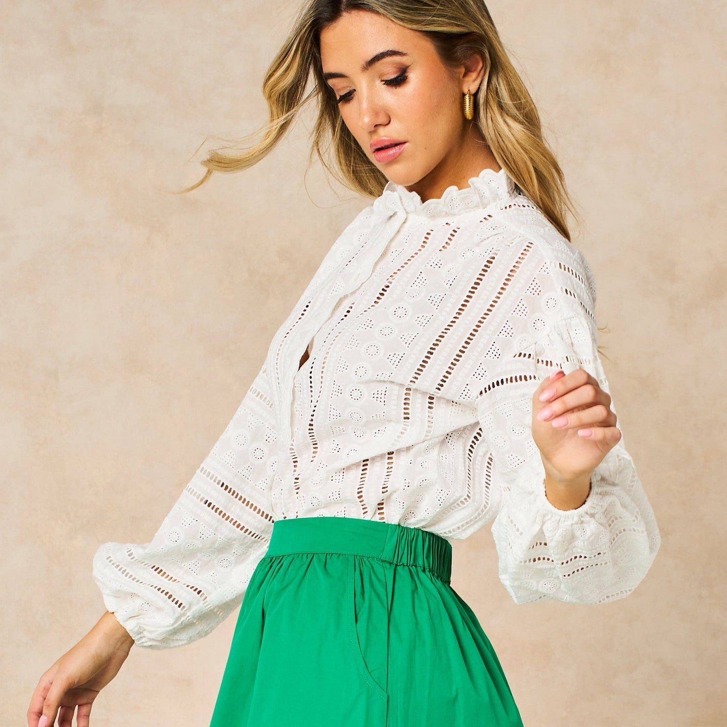 EMBROIDERED WHITE COTTON SHIRT