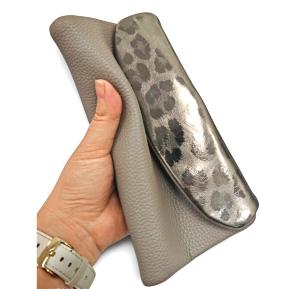 Soft Pu Metallic Leopard Print Long Purse Clutch + Gift Box: Apricot