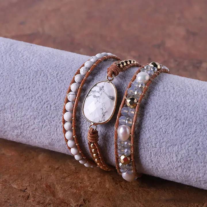 White Turquoise Crystal Beaded Bracelet