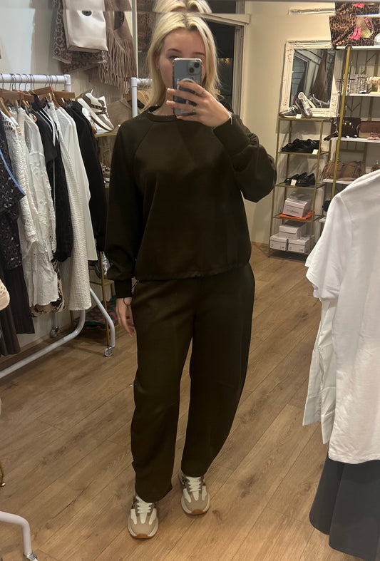 CHOCOLATE SOFT TOUCH ADJUSTABLE TRACKSUIT