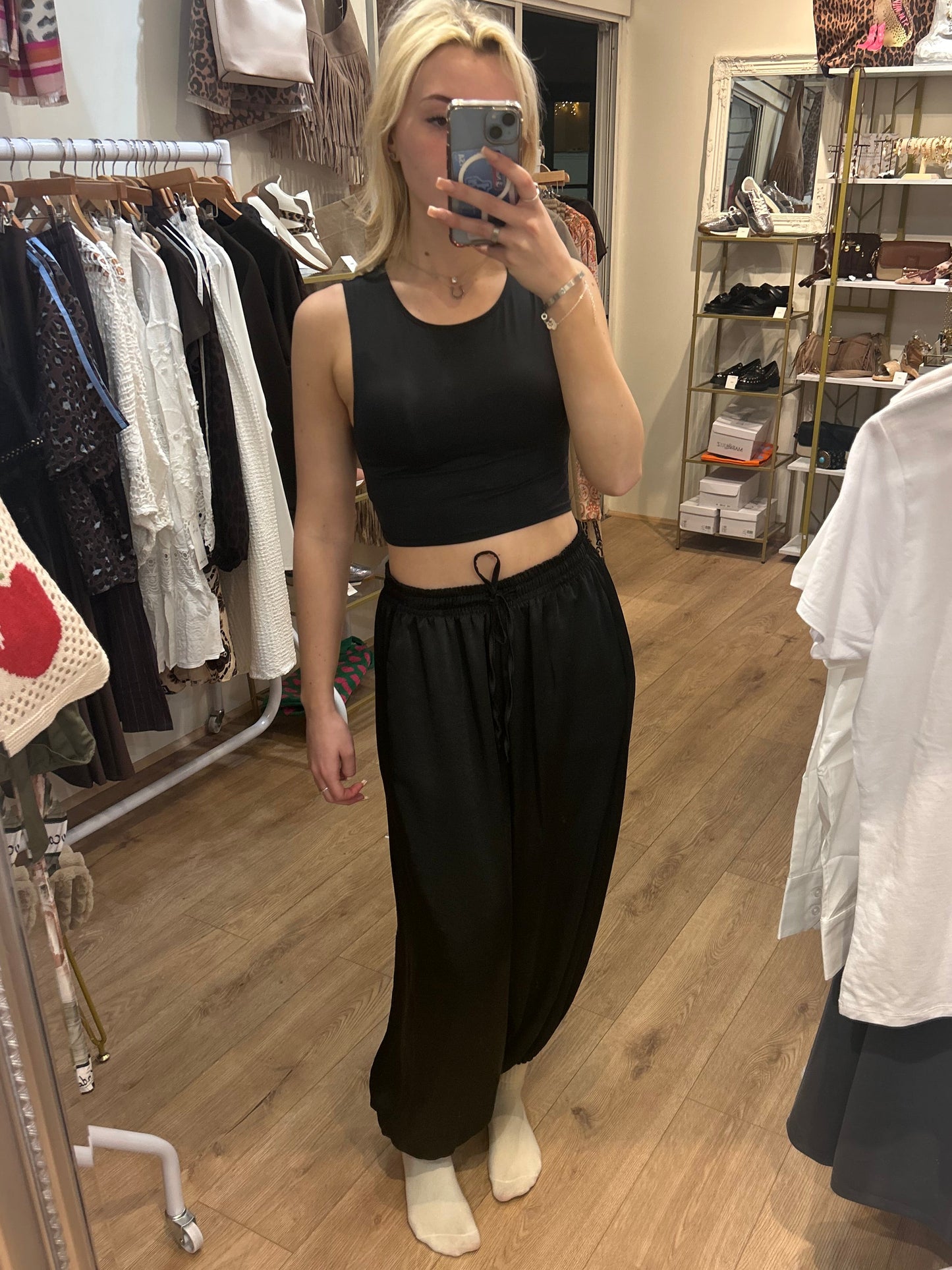 BLACK CUFFED TROUSER