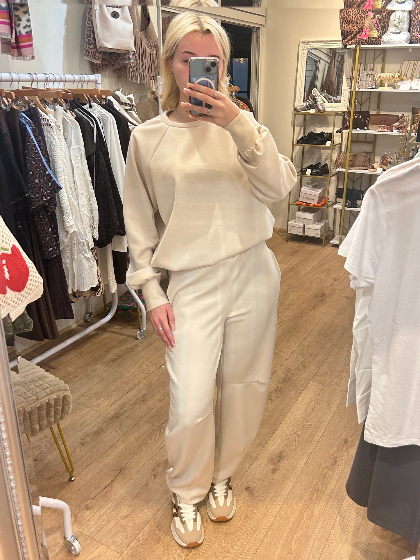CREAM SOFT TOUCH ADJUSTABLE TRACKSUIT
