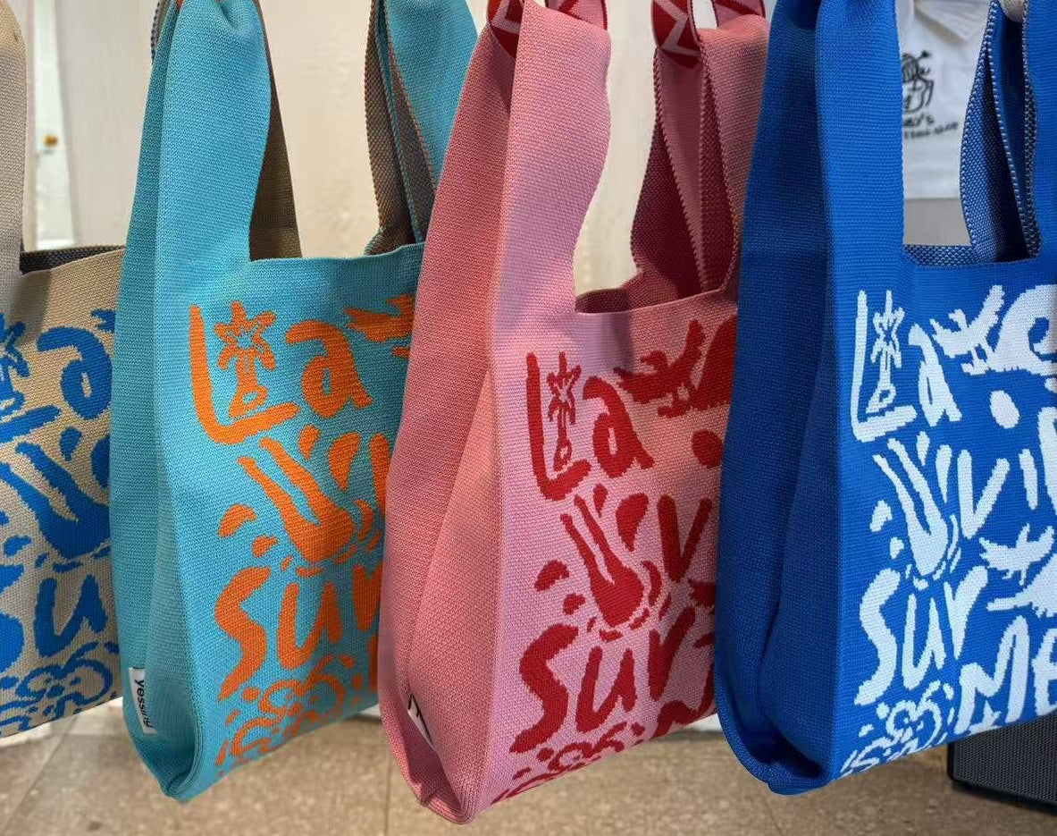 LA VIE PINK/RED TOTE BAG