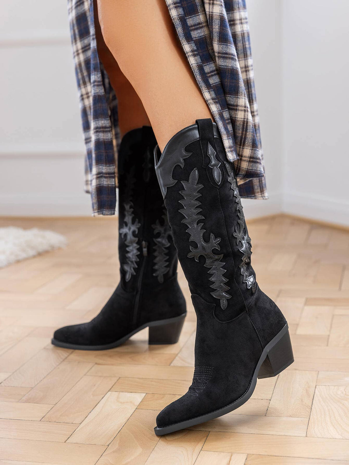 2552A Tall Two‑Material Cowboy Boots with Western Embroideries: KHAKI