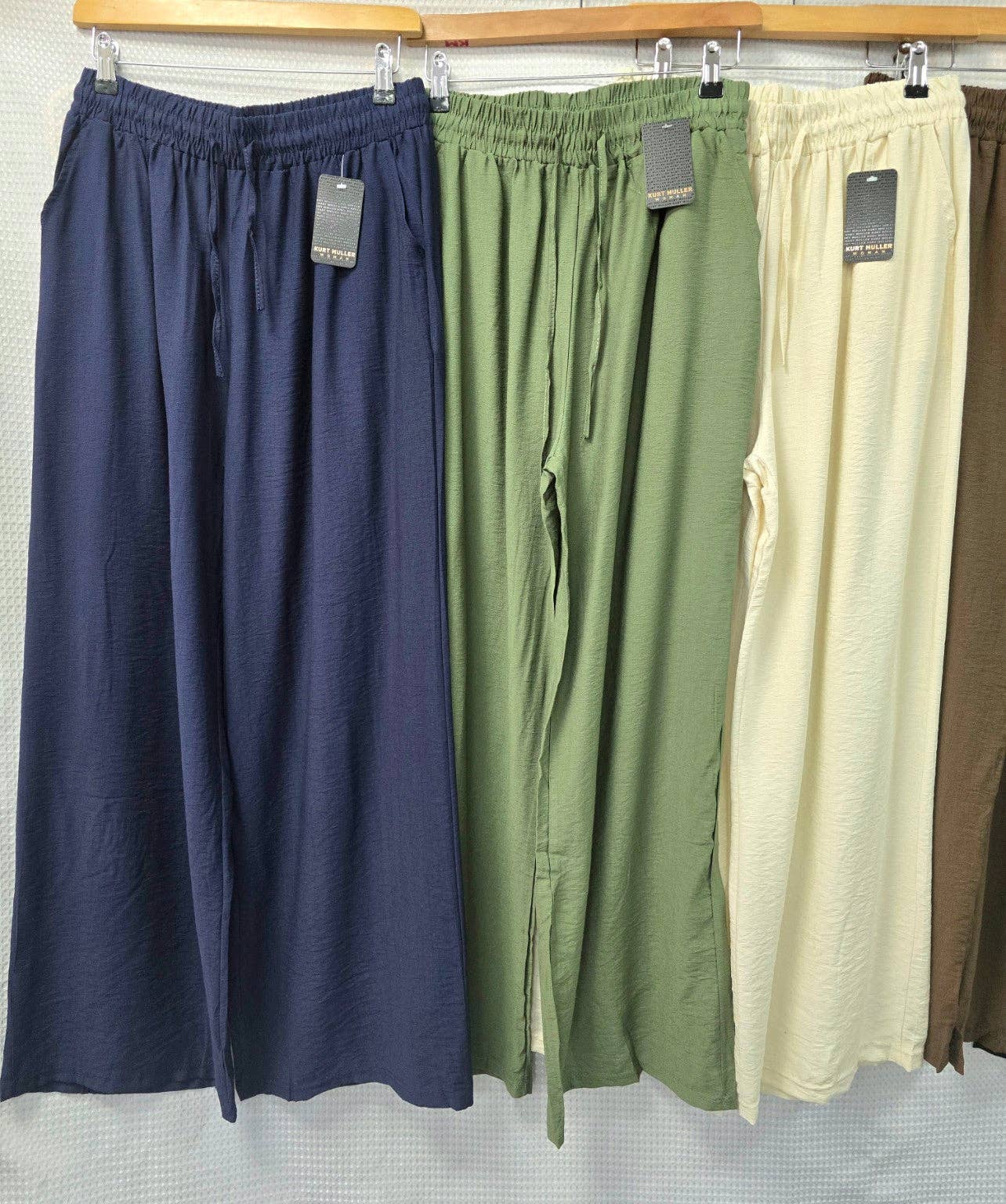 Wide Leg Elasticated Stretch Trousers: White