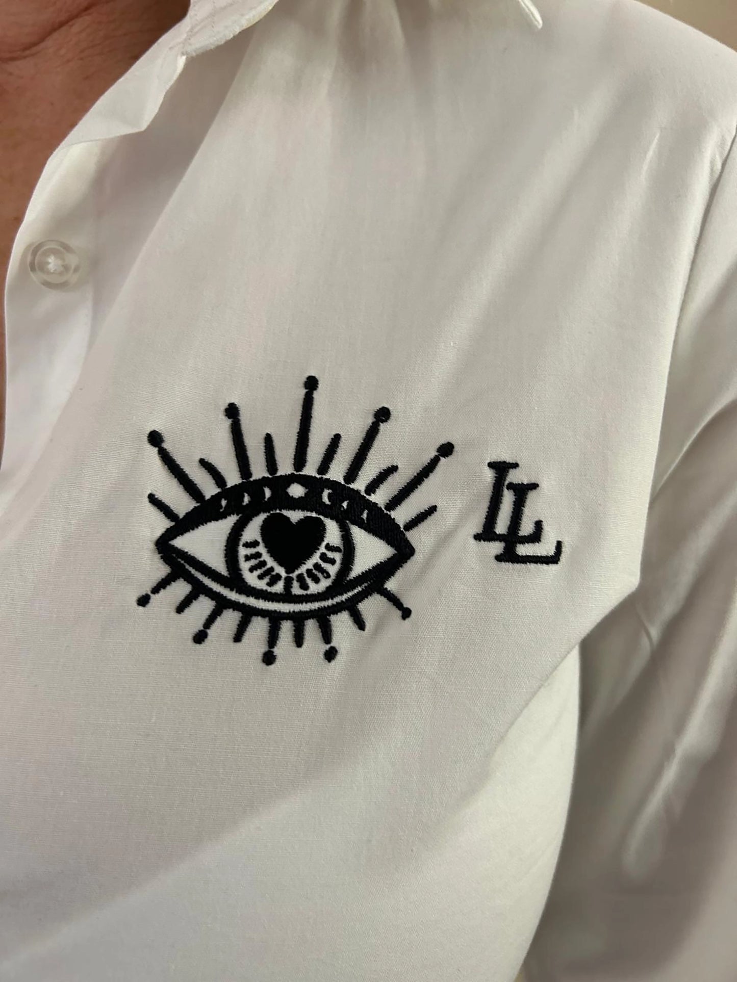 WHITE FITTED STRETCH SHIRT WITH EYE, MOON AND SUN