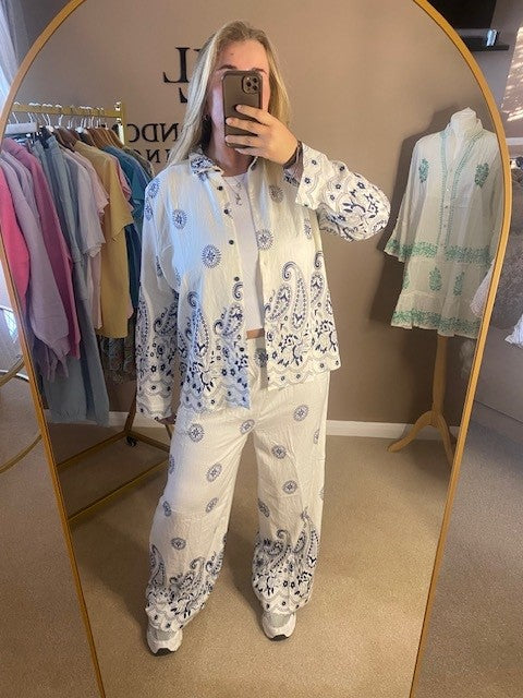 CREAM/NAVY CO-ORD